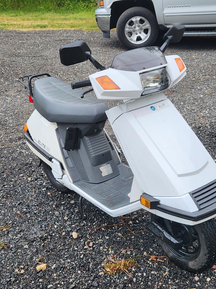 1990 2024 honda moped