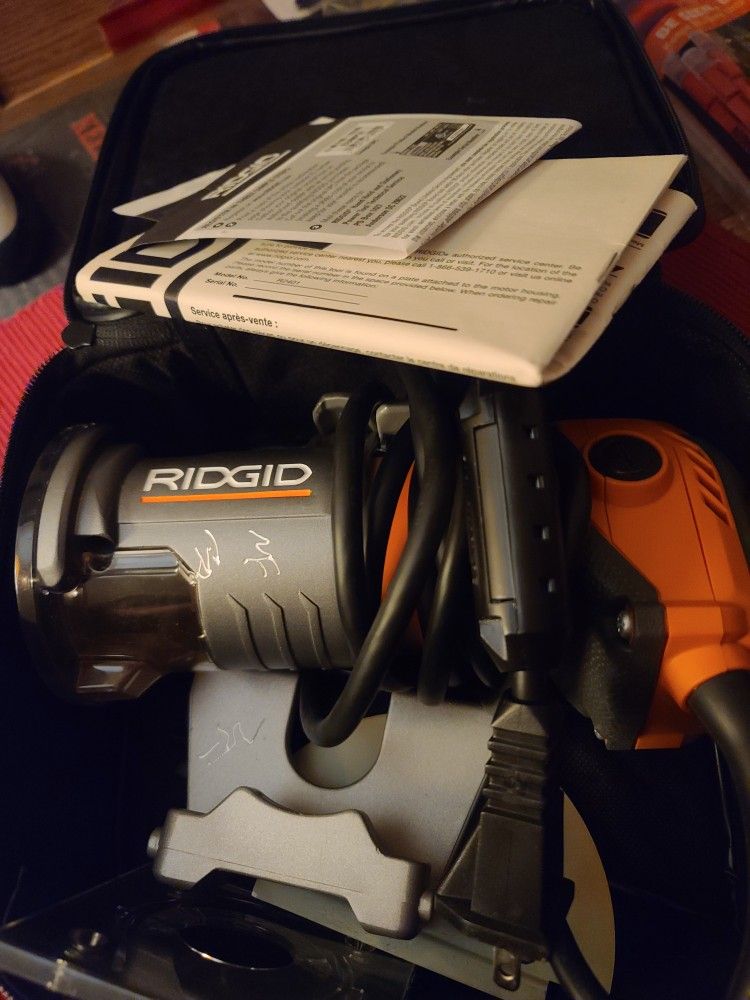 Rigid 5.5v Amp Compact Fixed-Base Corded Router