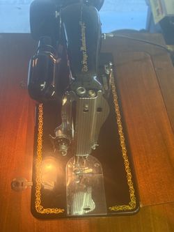 Vintage Singer Sewing Machine