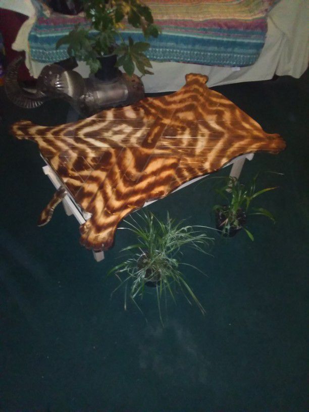 CUSTOM ALL WOOD TIGER COFFEE TABLE ONE OF A KIND