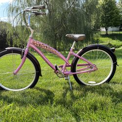 Woman’s Cruiser Bike