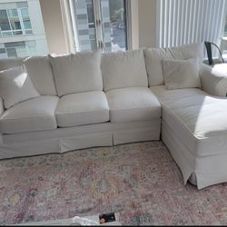 JAMESON 112” WIDE SLEEPER SOFA & CHAISE. Brand New Still With The Plastic.  $2000.  Regular Price $2800 I Can Delivery 🚗