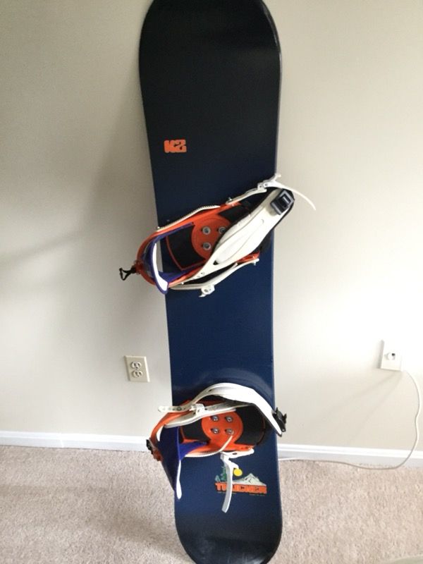 K2 Trucker Snowboard w/ Burton bindings