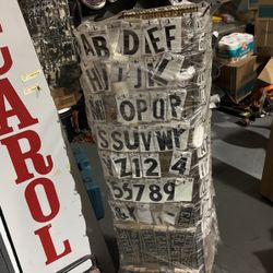 Numbers and Sticker Rack Spinning
