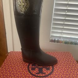 Tory Burch Boots