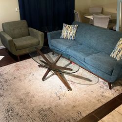 🚨MOVING OUT🚨 LIVING ROOM SET 5Pc. 