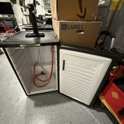 Kegerator for Home Brewing 🍻 