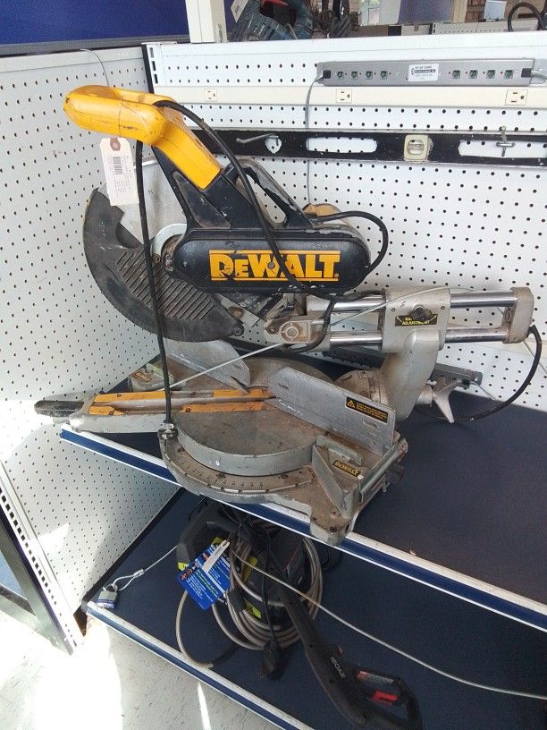 Dewalt Circular Saw