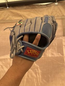 Baseball Glove 