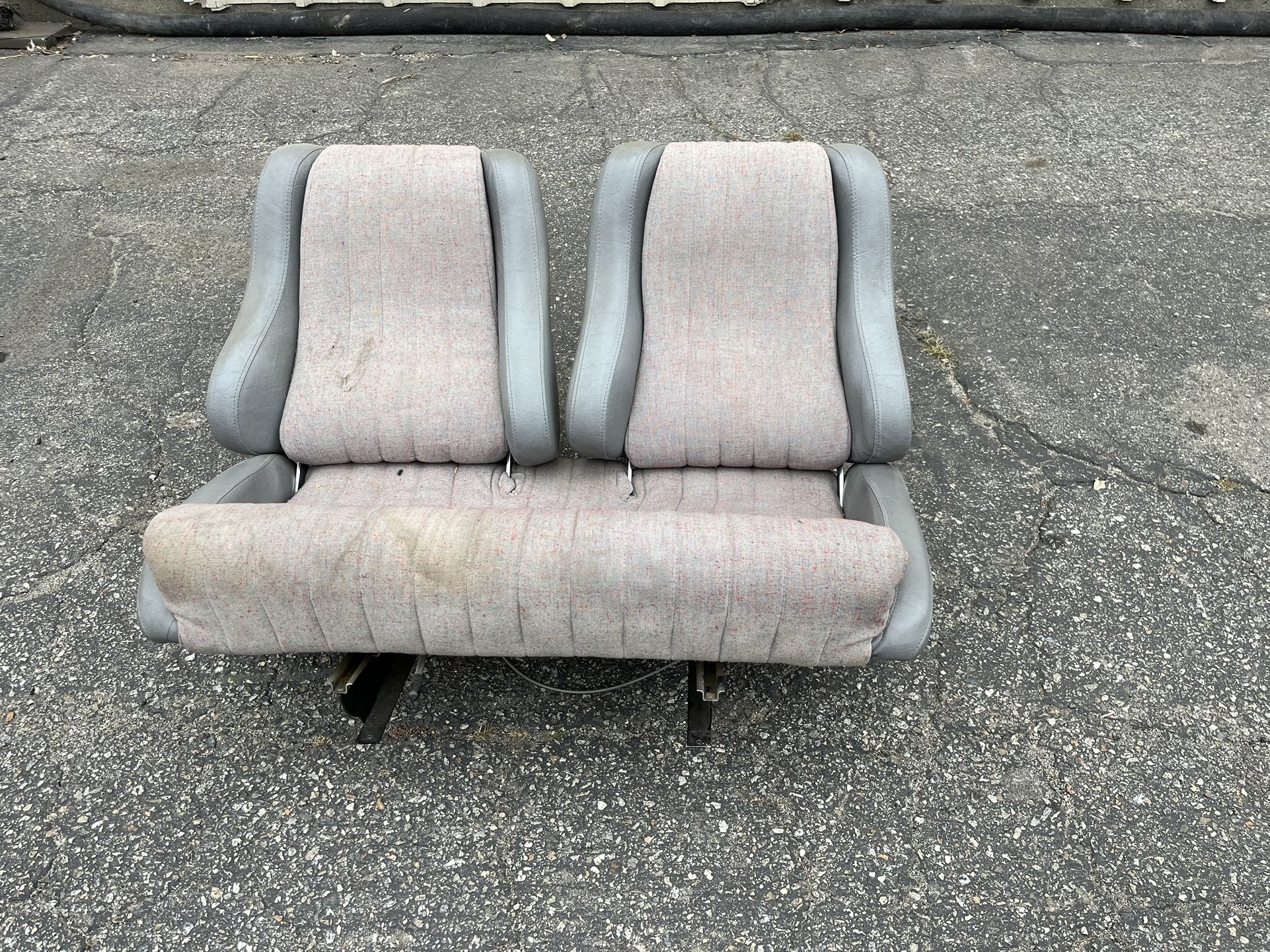 Teas Design Bucket/bench Seat for Sale in Montclair, CA OfferUp