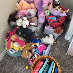Bucket Of Stuffed Animals And Dolls $1.00 Each