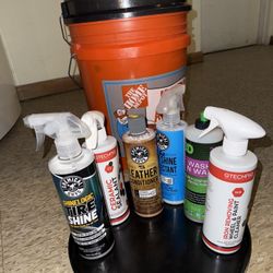 Car Detailing Products And Car Washing Buckets 