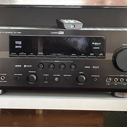 Yamaha Receiver Home theater 5.1 Dlby Surround 2 