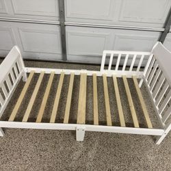 Toddler Bed Frame (White) – With or Without Mattress