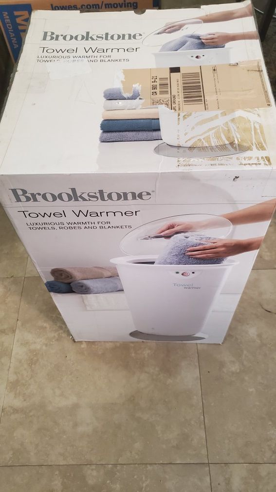 Brookstone Towel Warmer - Luxurious Warmth for Towels, Robes, and Blankets