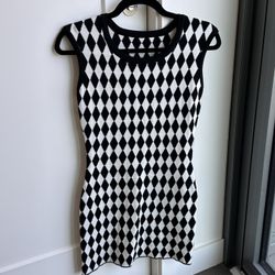 Womens Houndstooth diamond black and white bodycon dress. XS