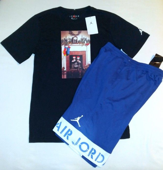 Jordan Boys Youth 2pc Black Graphic Tee & Blue Short Set - XL