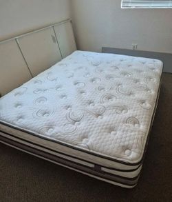 Clean full size serta luxury mattress