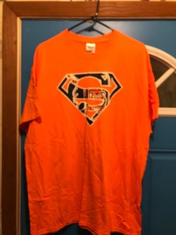 Detroit Tigers shirt X-Large w/Superman “S”, (READ DESCRIPTION)