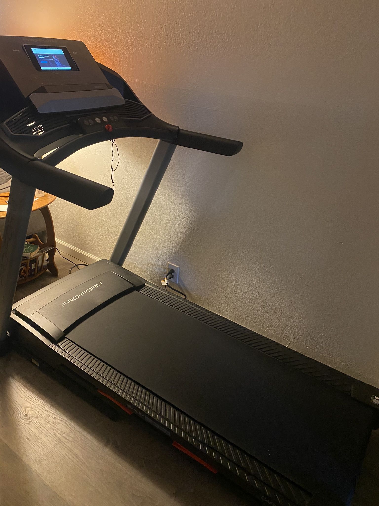 Still New! ProForm - Carbon T7 Smart Treadmill with 7" HD Touchscreen.