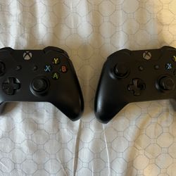 Xbox One Controllers
