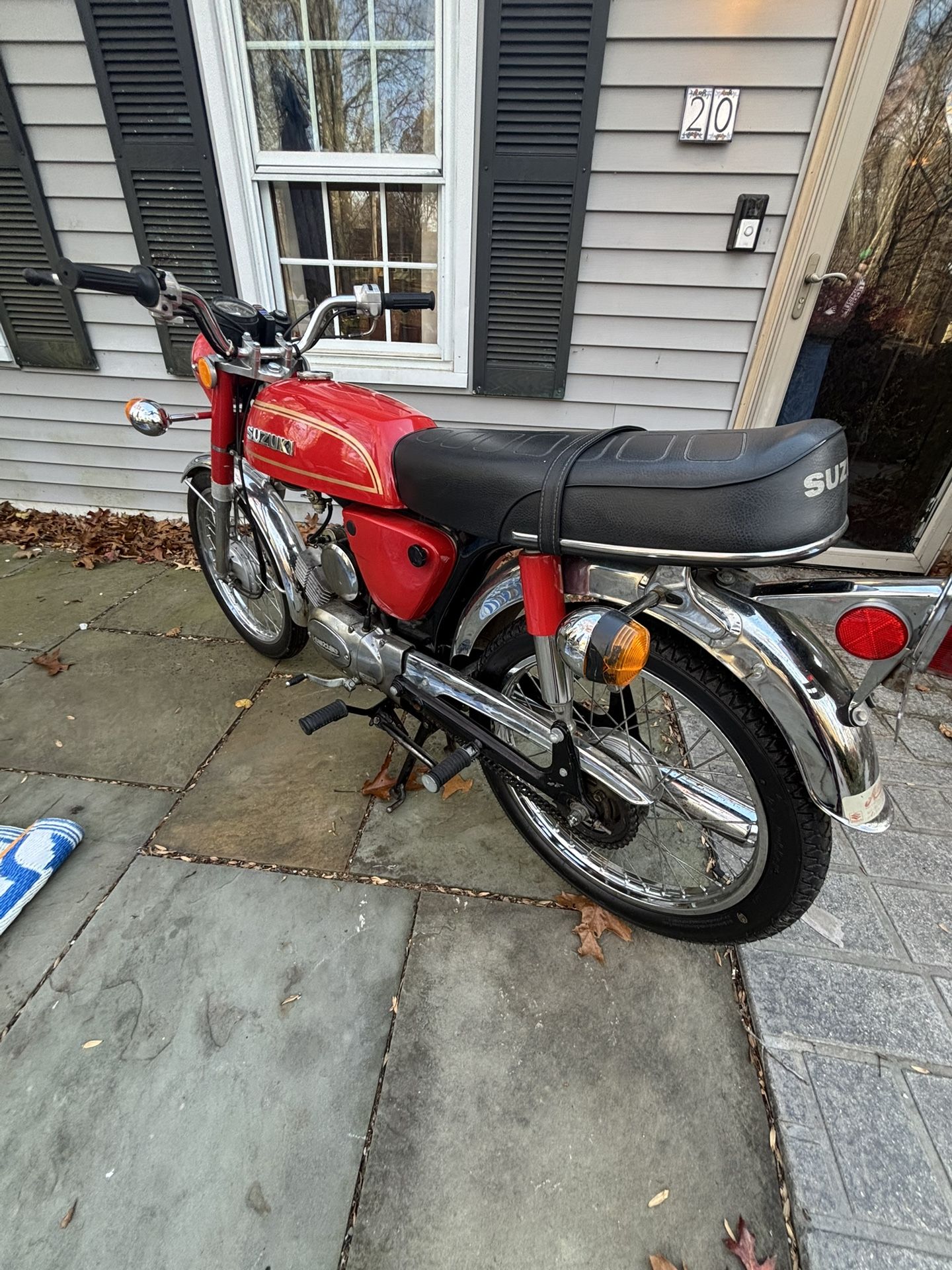 Suzuki A100 1979