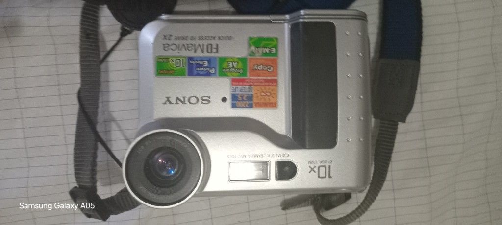 2 Cámaras Sony. 1._ Sony Digital Camera Mvc Fd7 Y Sony Fd Mavica Fd 75