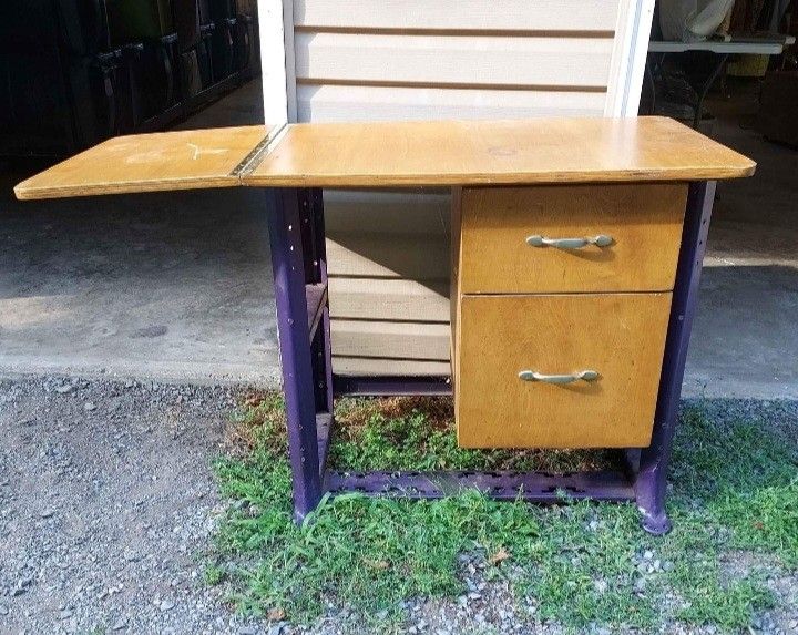 Fold top desk, metal legs dimensions 48" length x 20" width 29.5" height 