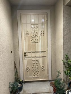 Beautiful Security Screen Door / Hermosa Puerta De Seguridad