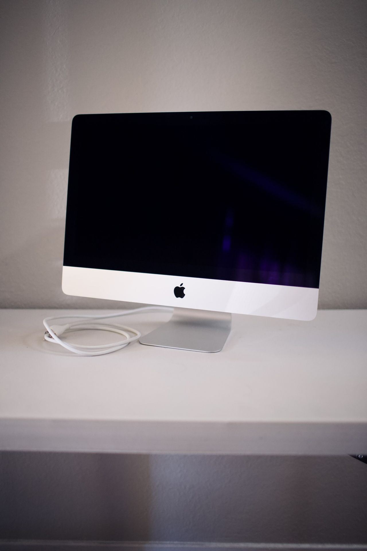 Apple iMac Mac Desktop Computer 2013 for Sale in Yorba Linda Apple iMac Mac Desktop Computer 2013 for Sale in Yorba Linda