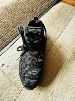 Adidas tennis shoes
