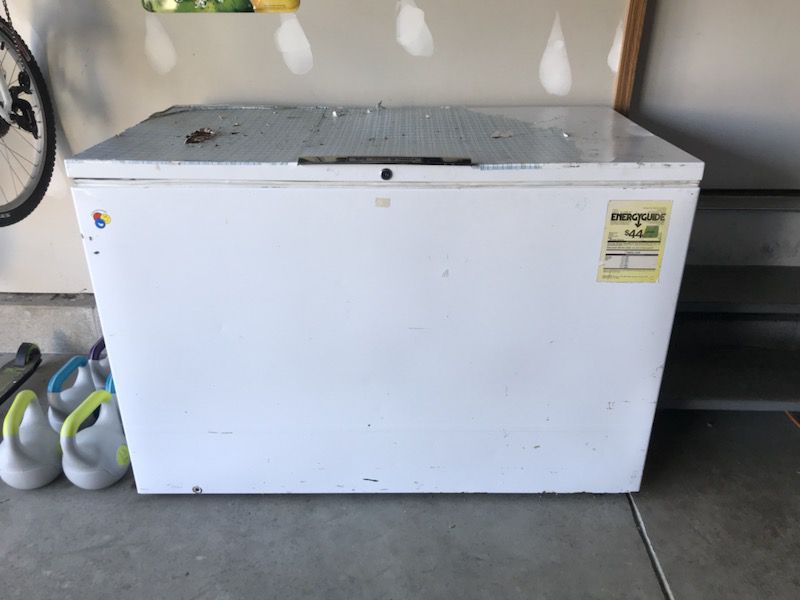 MONTGOMERY WARD 18.5 cu. ft. CHEST FREEZER MADE IN USA