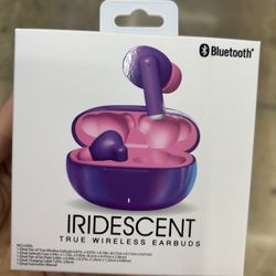 NWT Bluetooth true Wireless earbuds