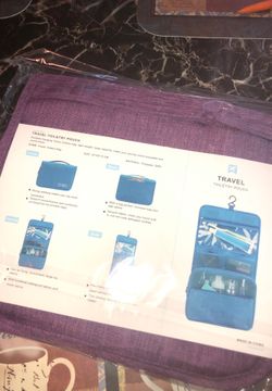 Travel toiletry pouch