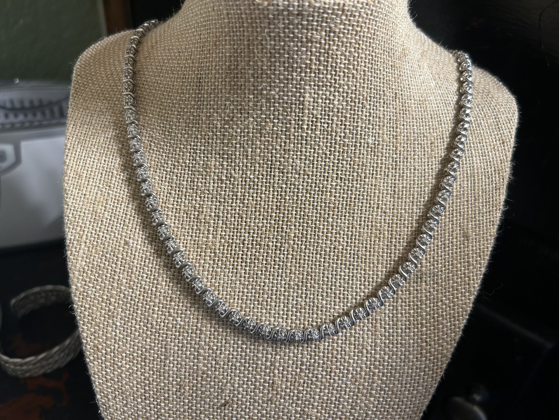 Small Diamonds Necklace Silver Chain 92.5