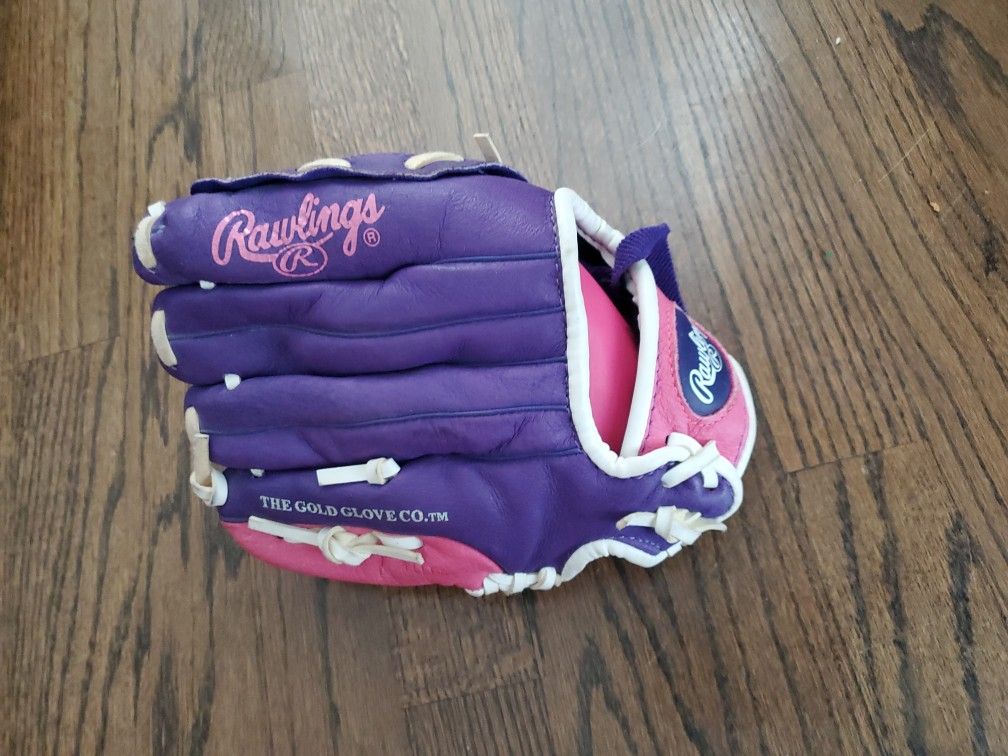 Softball Glove  Rawlings 10"