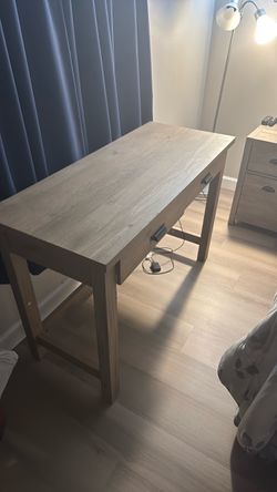 Work desk