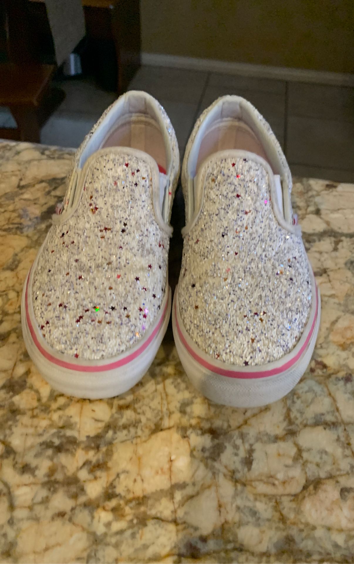 Girls slip on vans size 1.5