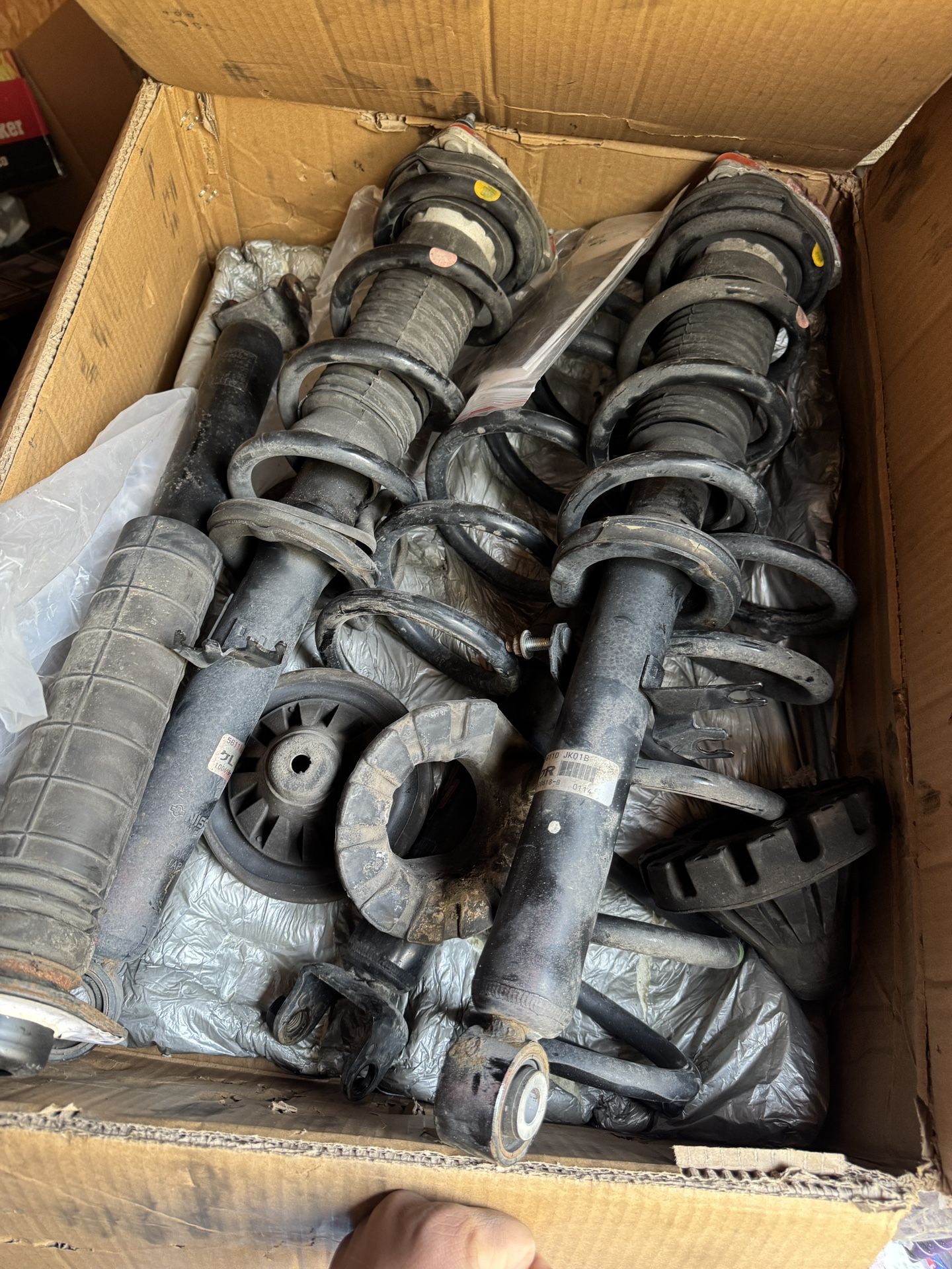 INFINITI G37 OEM Suspension Shocks