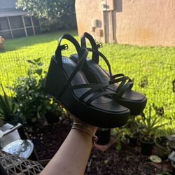 Madden NYC Wedge 7.5