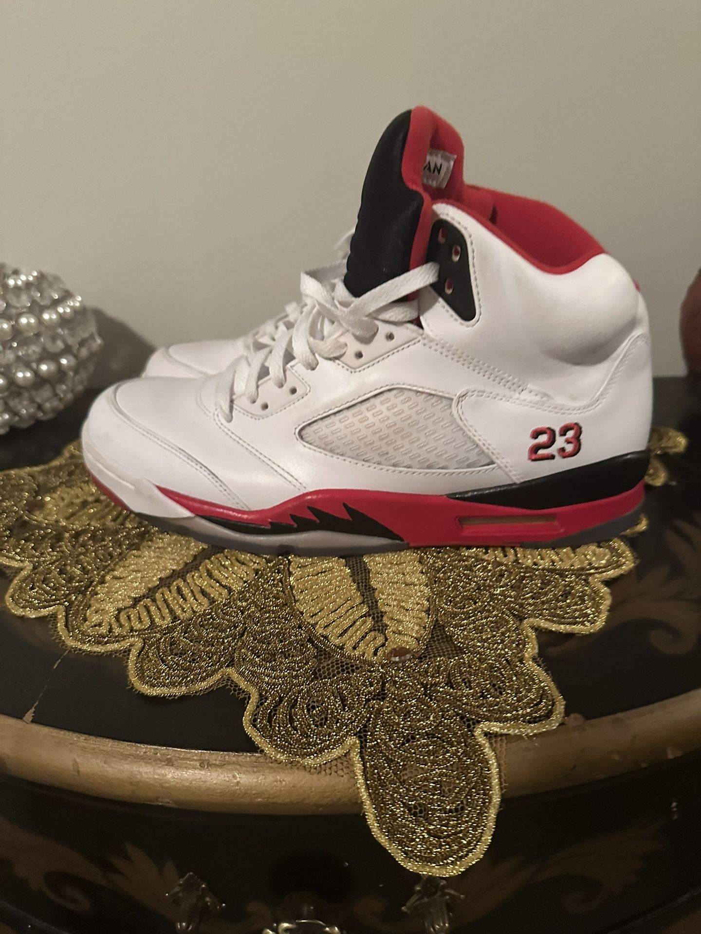 Jordan 5 Retro Fire Red (ACCEPTING BEST OFFERS)