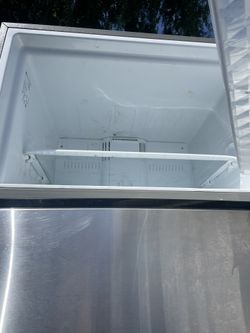 LG STAINLESS STEEL FRIDGE
