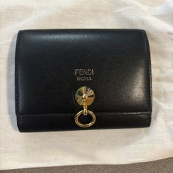 Authentic Fendi wallet With authenticity papers