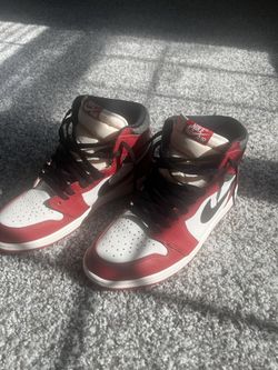 Jordan 1’s OG $300 Size 10