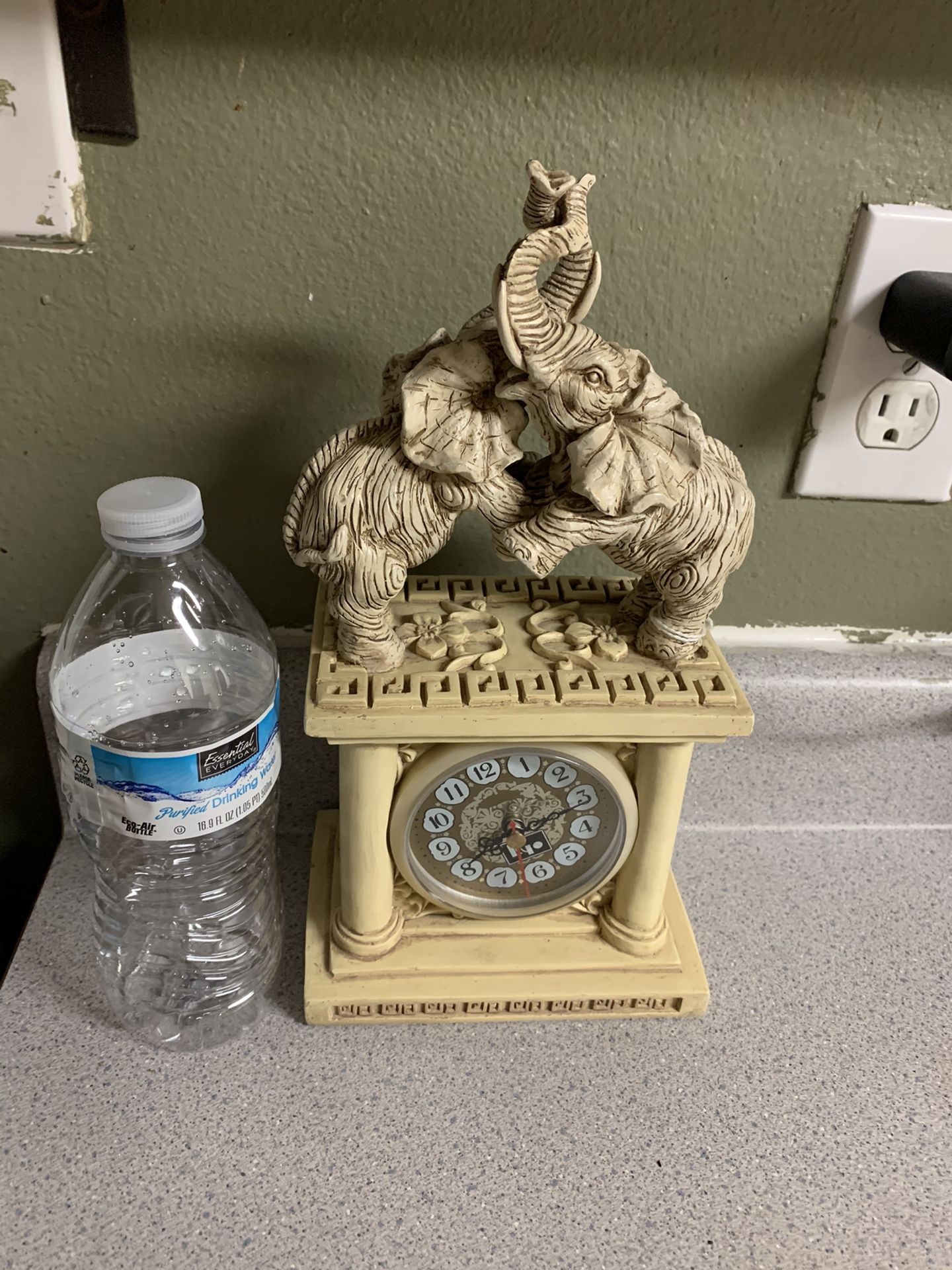 ceramic elephant table clock