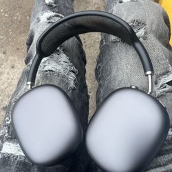 Apple AirPods Max Space Grey