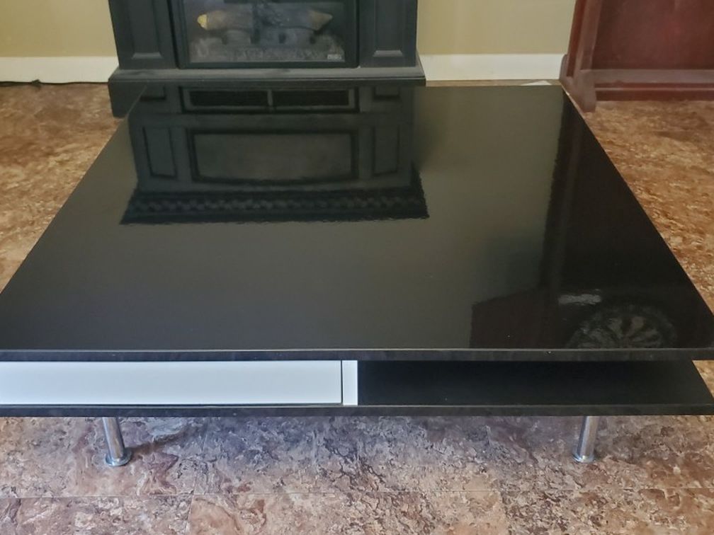 IKEA Coffee Table, Slight Scratches And Dings, 36" X 36" X 12" With Pop-out Drawers. MUST PICK UP!