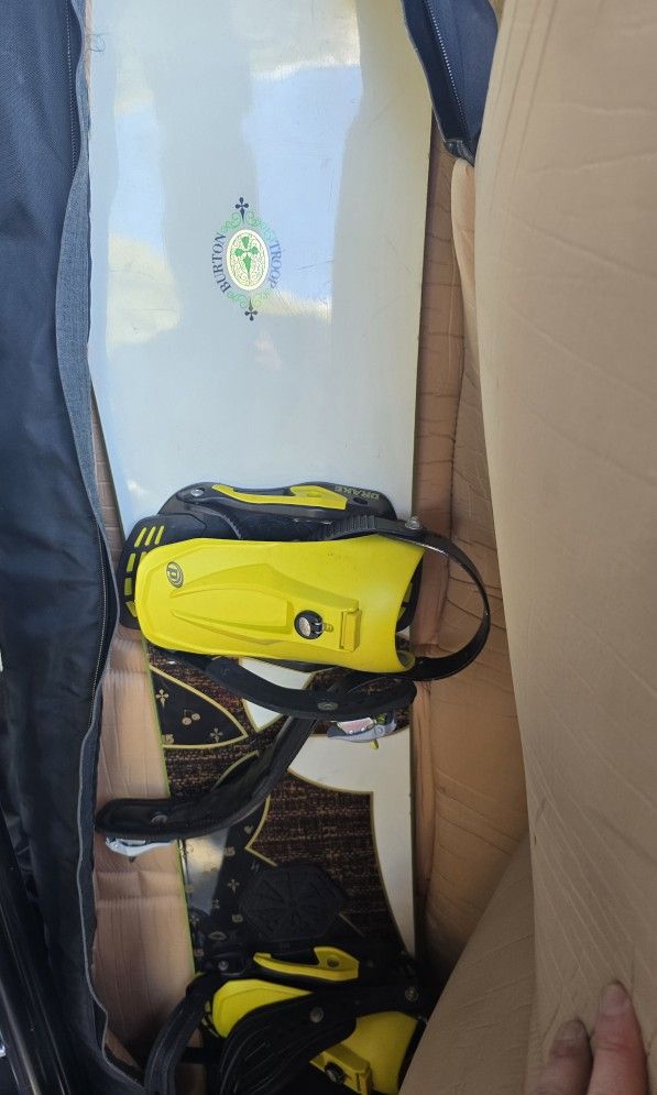 Burton Snowboard Drake Bindings with bag
