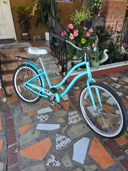 Phat 3-Speed Woman's Beach Cruiser