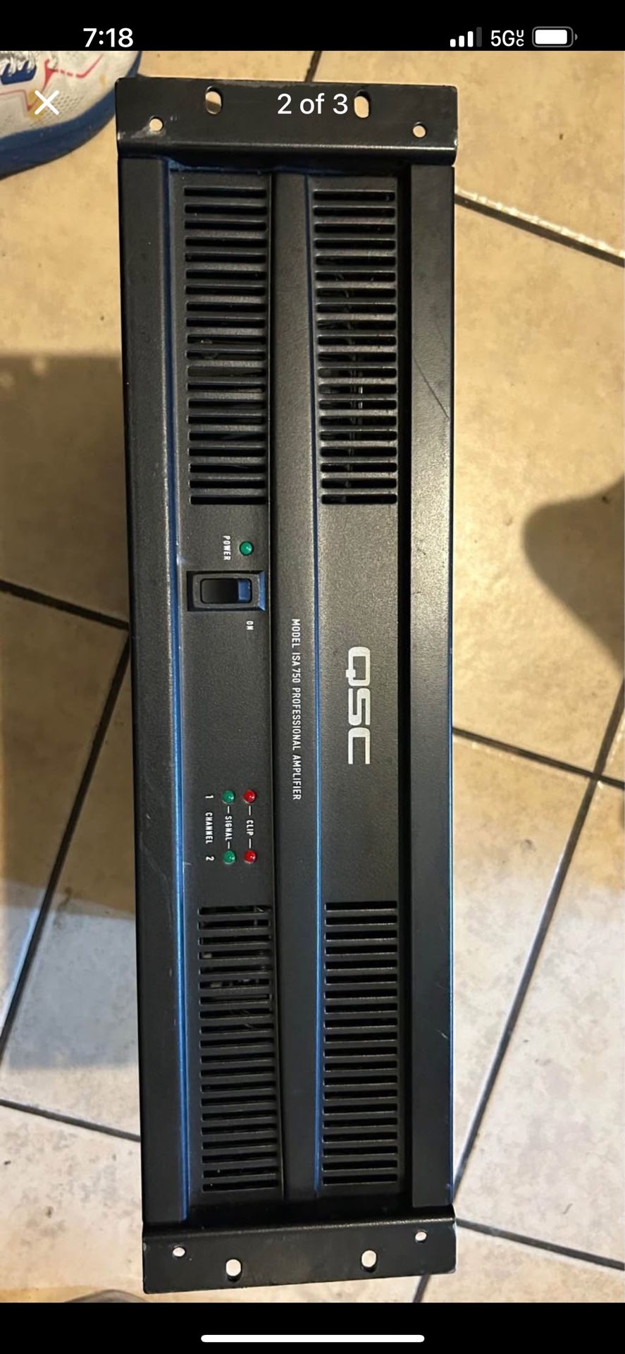 QSC Isa 750